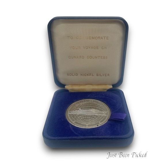 Other - Cunard Countess Nickle Silver Coin‎ w/ Box